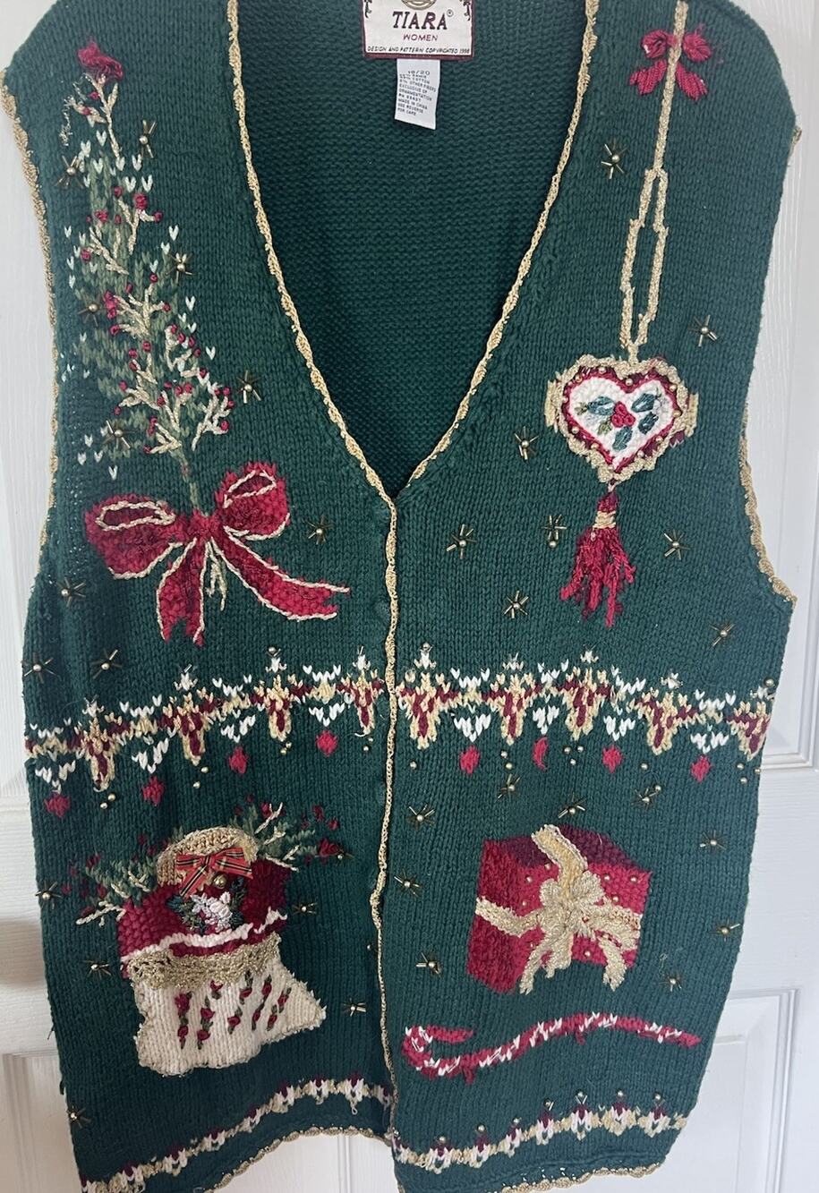 Vintage Tiara International Christmas Sweater Vest Green Embroidered L XL